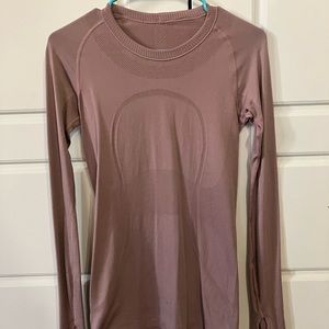Lululemon Swiftly Tech long sleeve